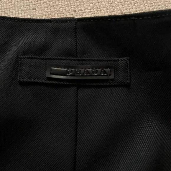Prada Black Pencil Skirt with Zipper Accent - Picture 4 of 10